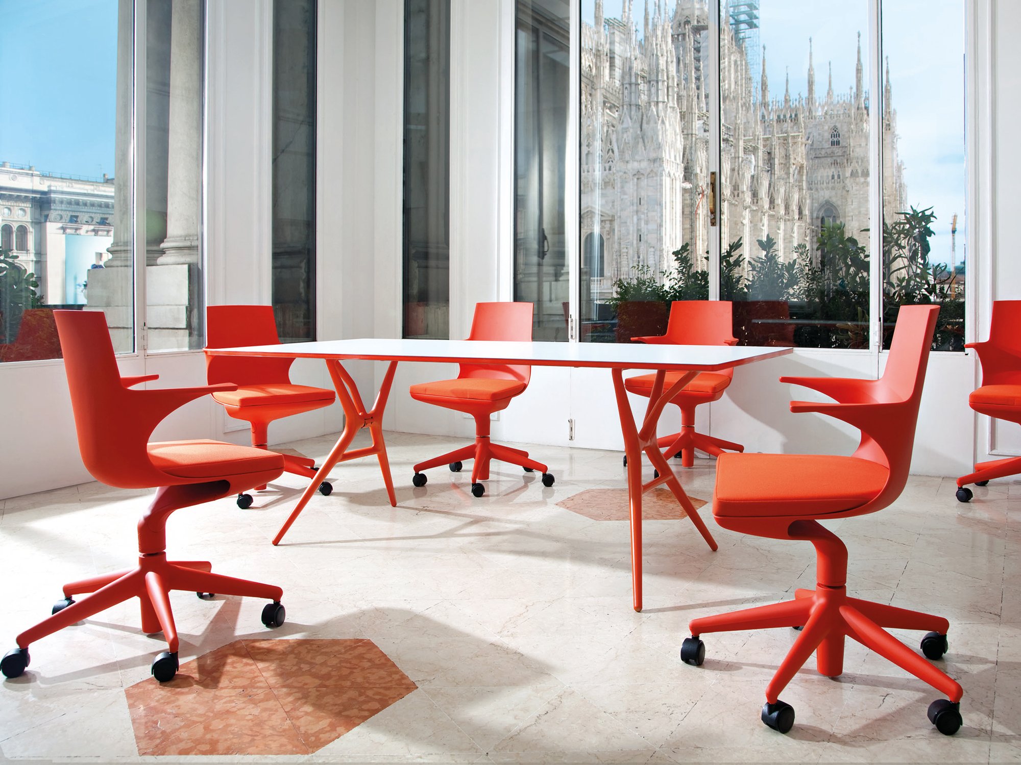 Spoon Chair | Kartell | Office Swivel Chairs - Designer furniture