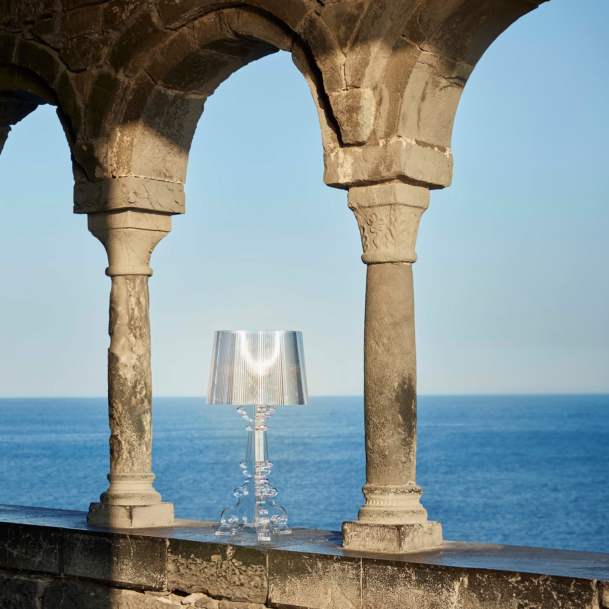 Bourgie Table Lamp, 00-white/gold | Kartell | Table Lamps