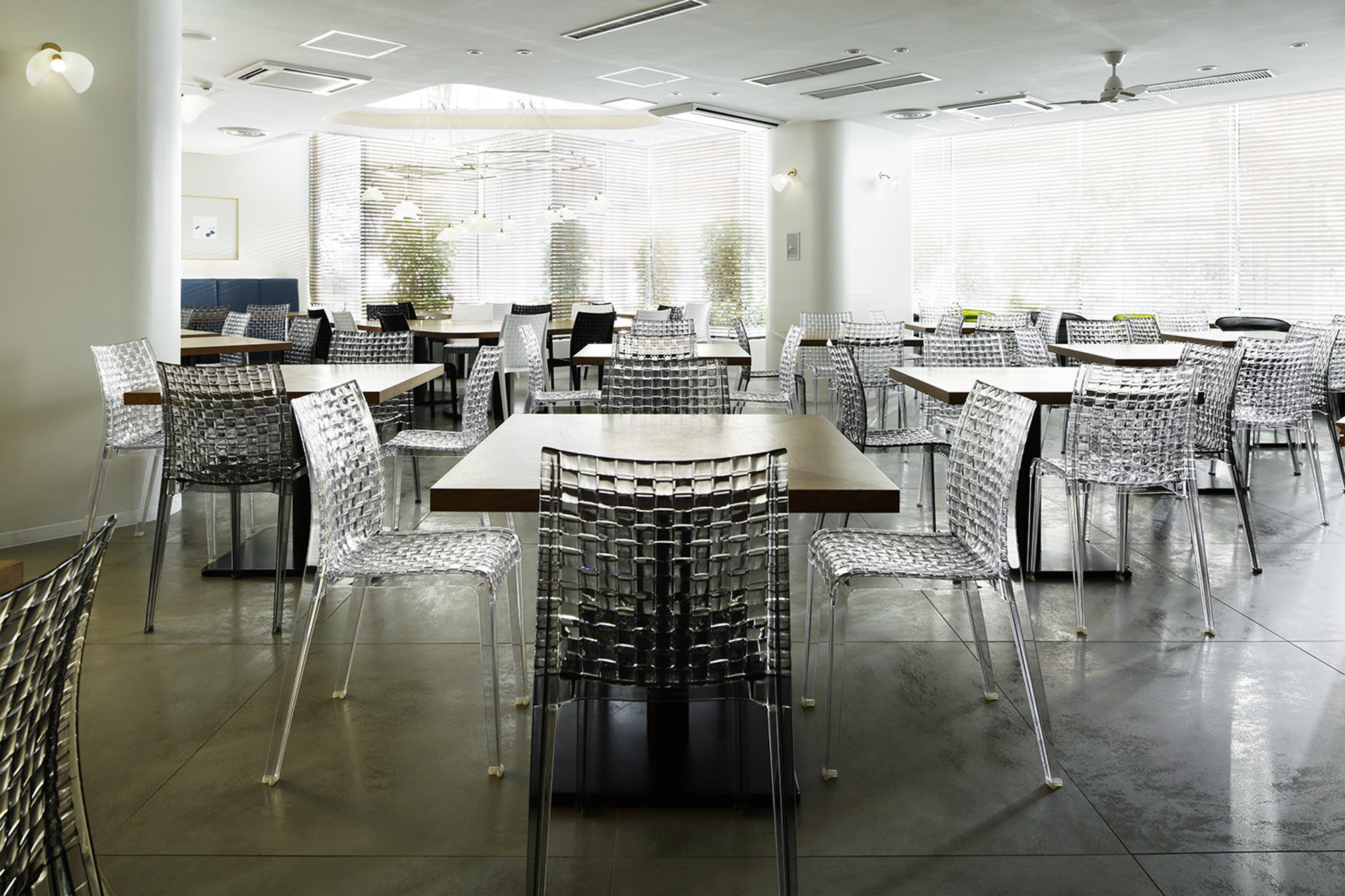 Ami Ami Chair, Transparent glass | Kartell | Garden Chairs