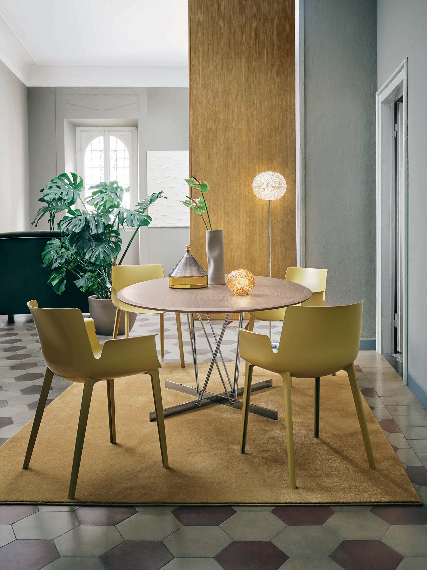 Planet Floor Lamp | Kartell | Standing Lamps & Reading Lamps