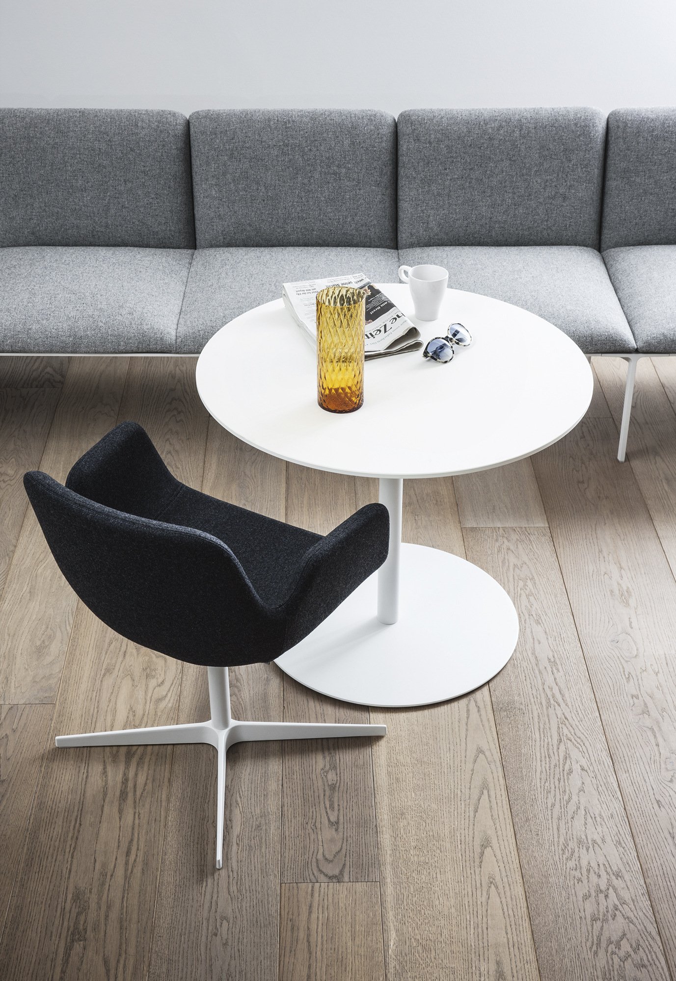 Brio Table, Black , 52-70 cm | Lapalma | Cocktail Tables