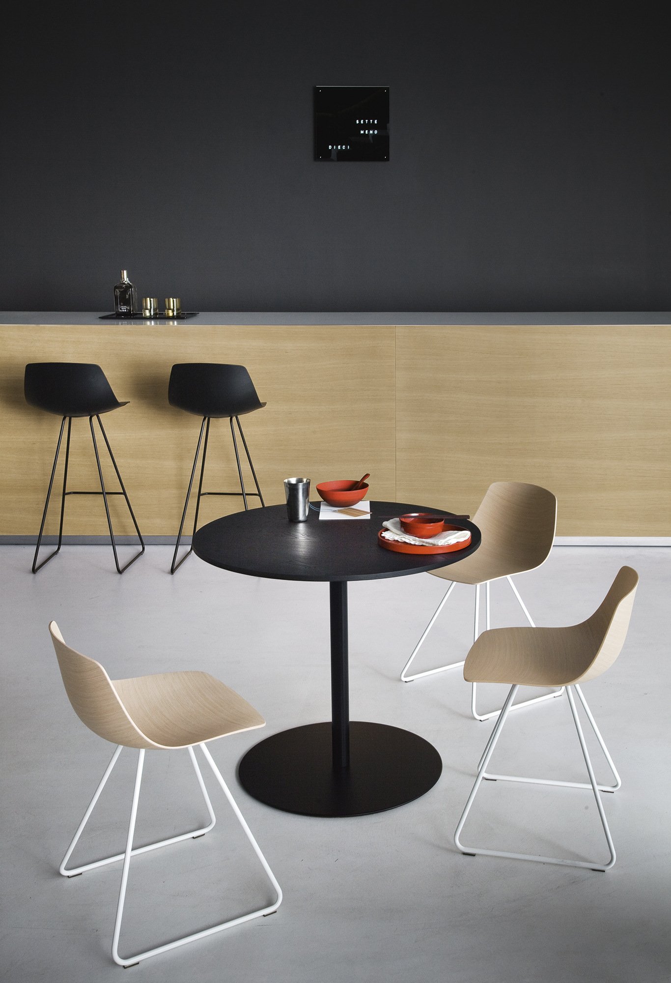 Brio Table | Lapalma | Cocktail Tables & Lecterns - Designer