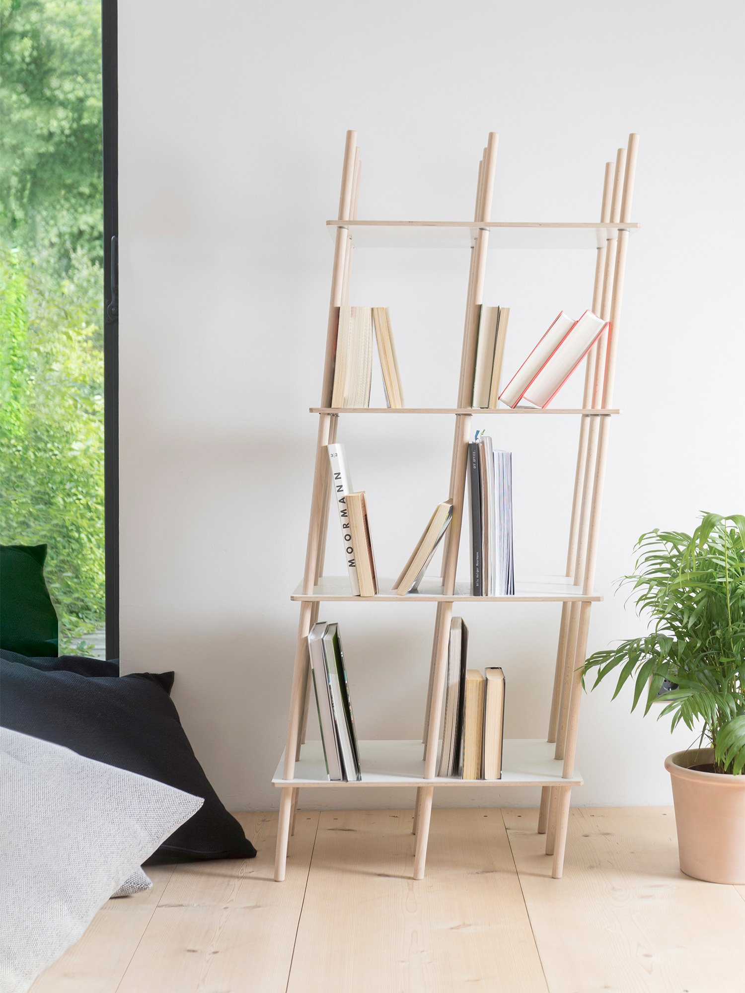 nils-holger-moormann-es-