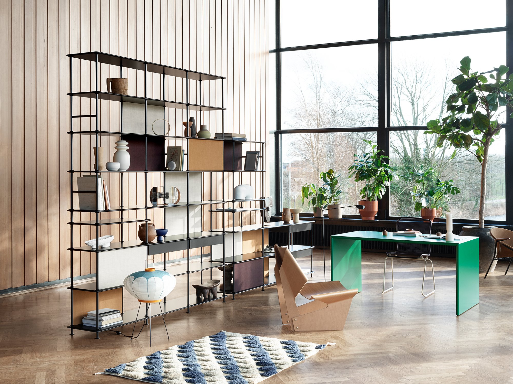 Akari 9AD Floor Lamp | Vitra | by Isamu Noguchi - Originals from smow