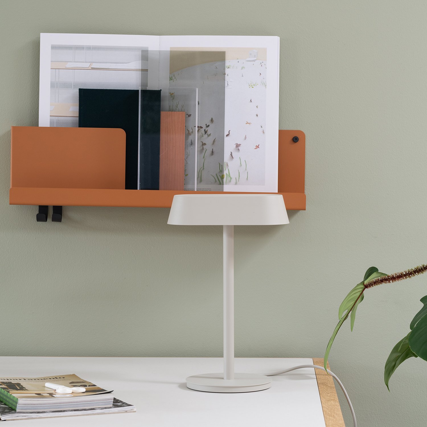 Folded Shelves, H 13 x W 96 cm, Burnt Orange | Muuto | Wall