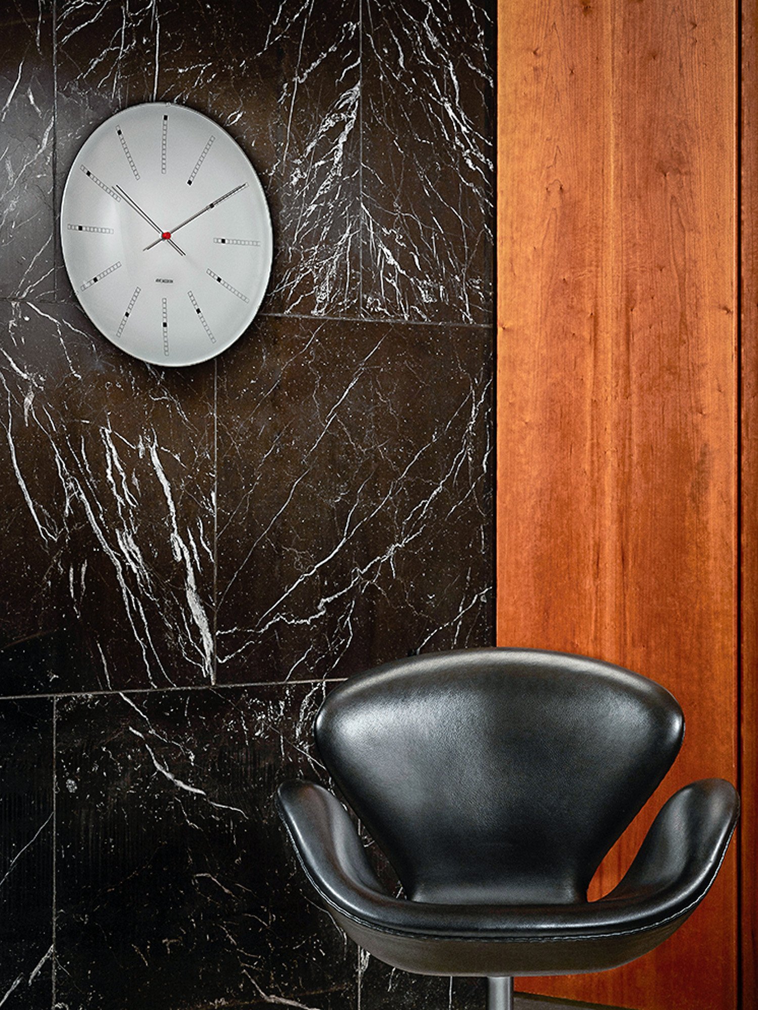 AJ Bankers Wall Clock, 29 cm | Rosendahl | by Arne Jacobsen, 1971