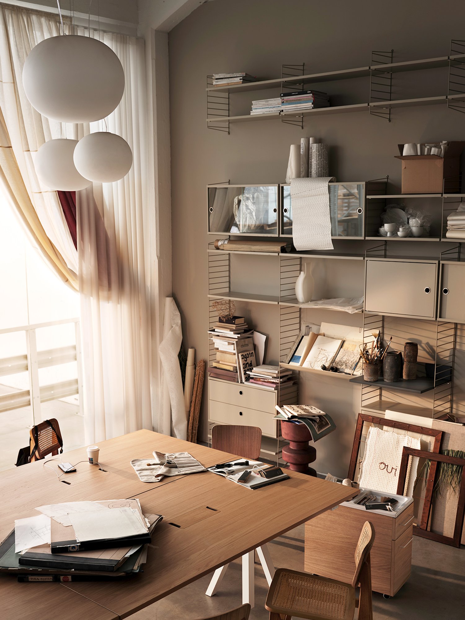 String System Cabinet with swing door, White lacquered | String