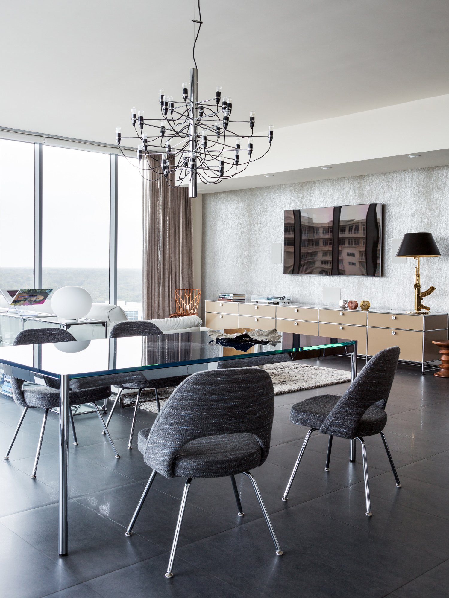 USM Haller Table | USM Haller | USM Haller - Designer furniture from smow
