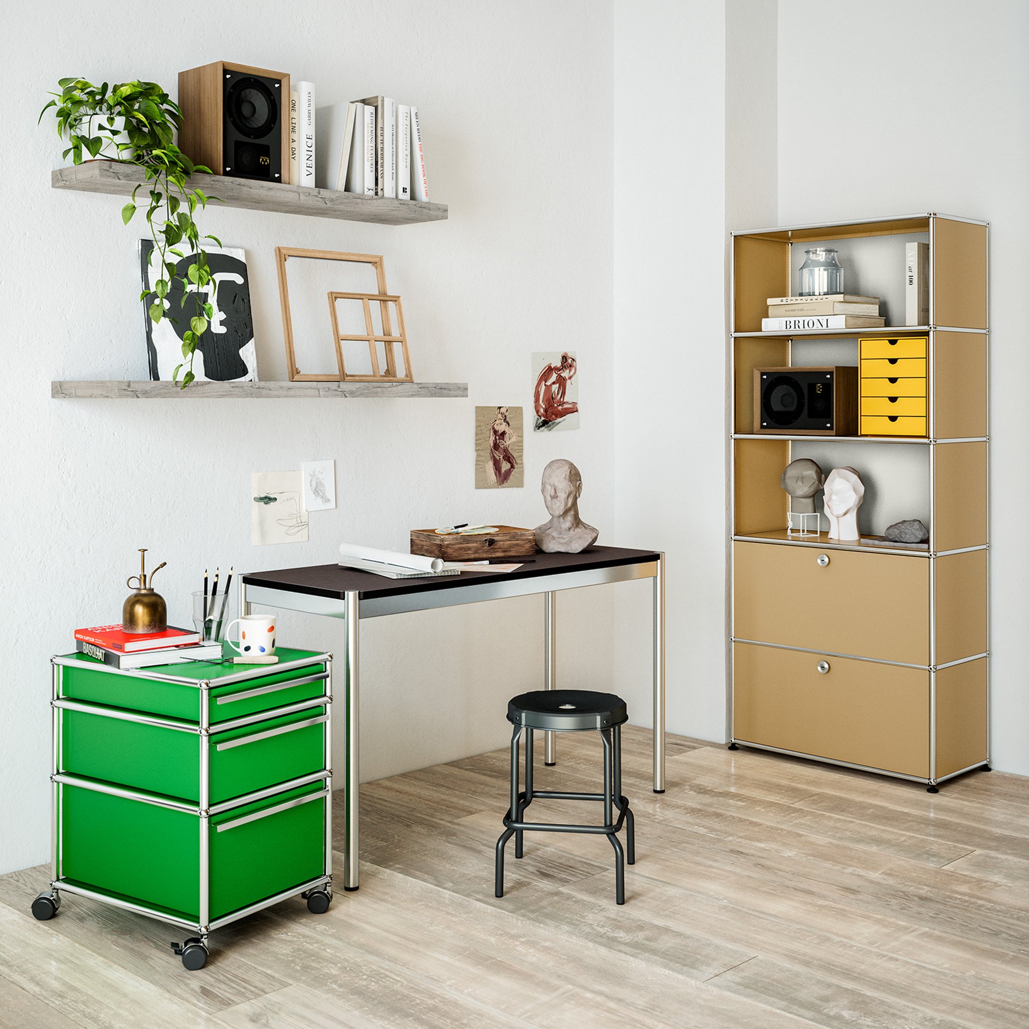 USM Inos Box Set C4 for USM Haller Shelves, with 5 trays, Light 