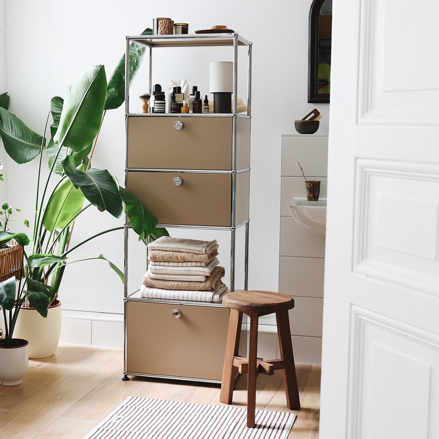 USM Haller Storage Unit without Rear Panels | USM Haller | USM