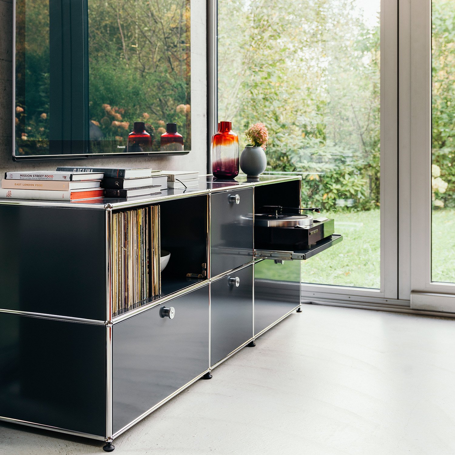 USM Haller Sideboard 50, Customizable | USM Haller | Sideboards ...