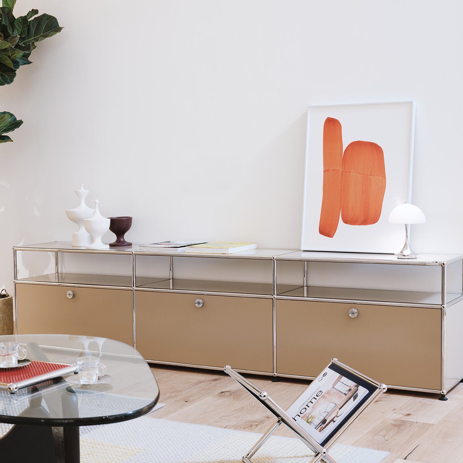 USM Haller TV-Board with Extension, USM beige | USM Haller