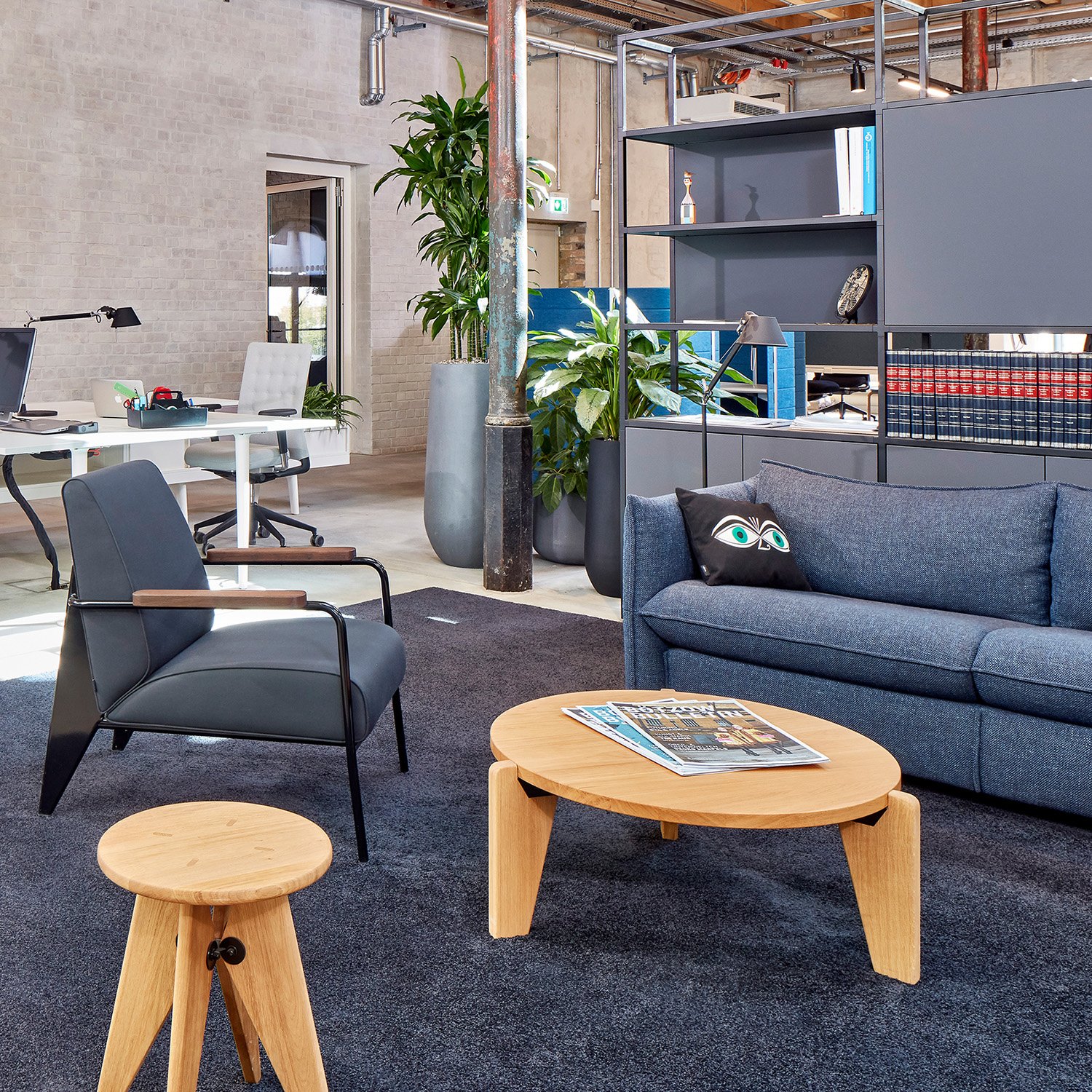 Guéridon Bas Coffee Table | Vitra | by Jean Prouvé, 1944