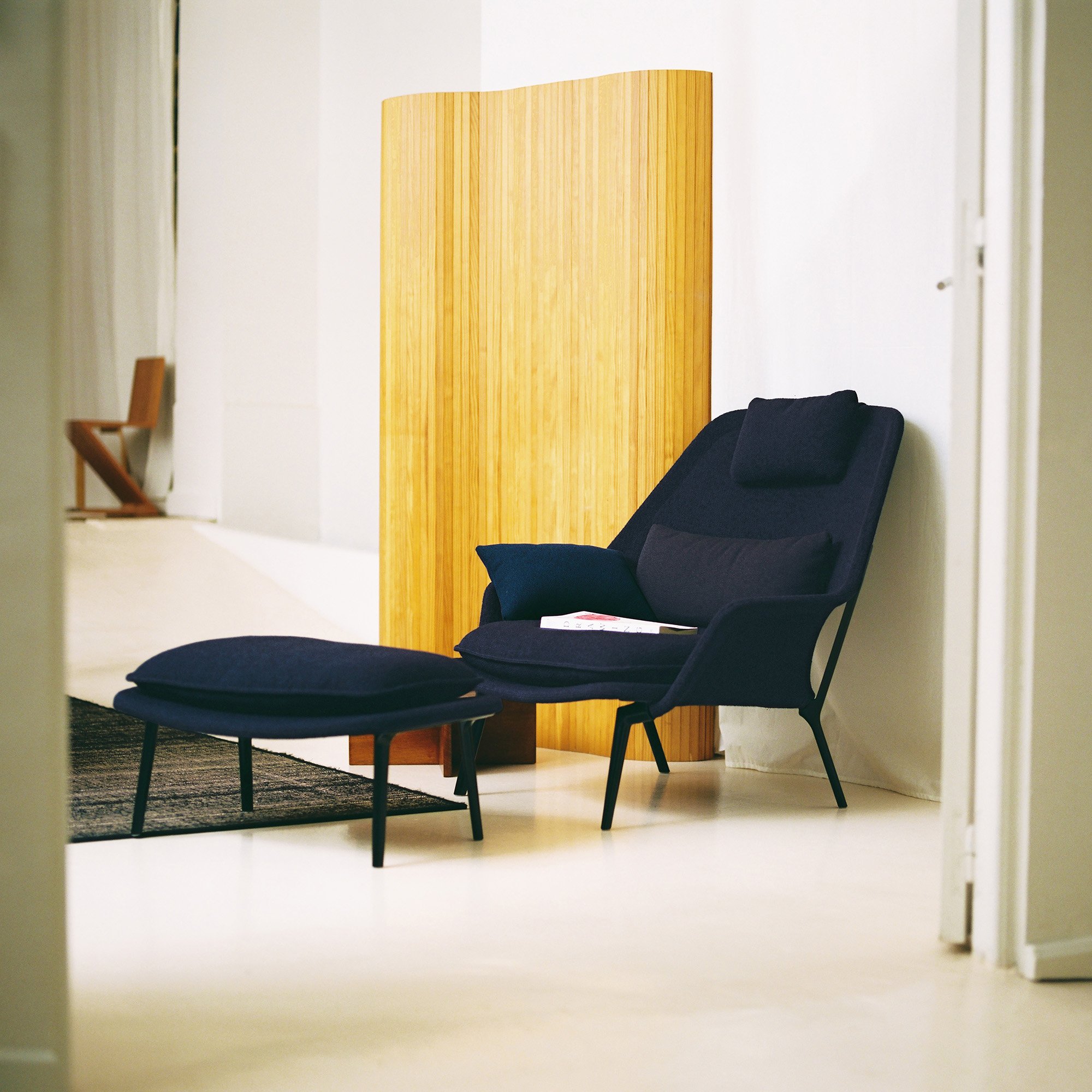 Slow Chair Ottoman | Vitra | Ronan & Erwan Bouroullec