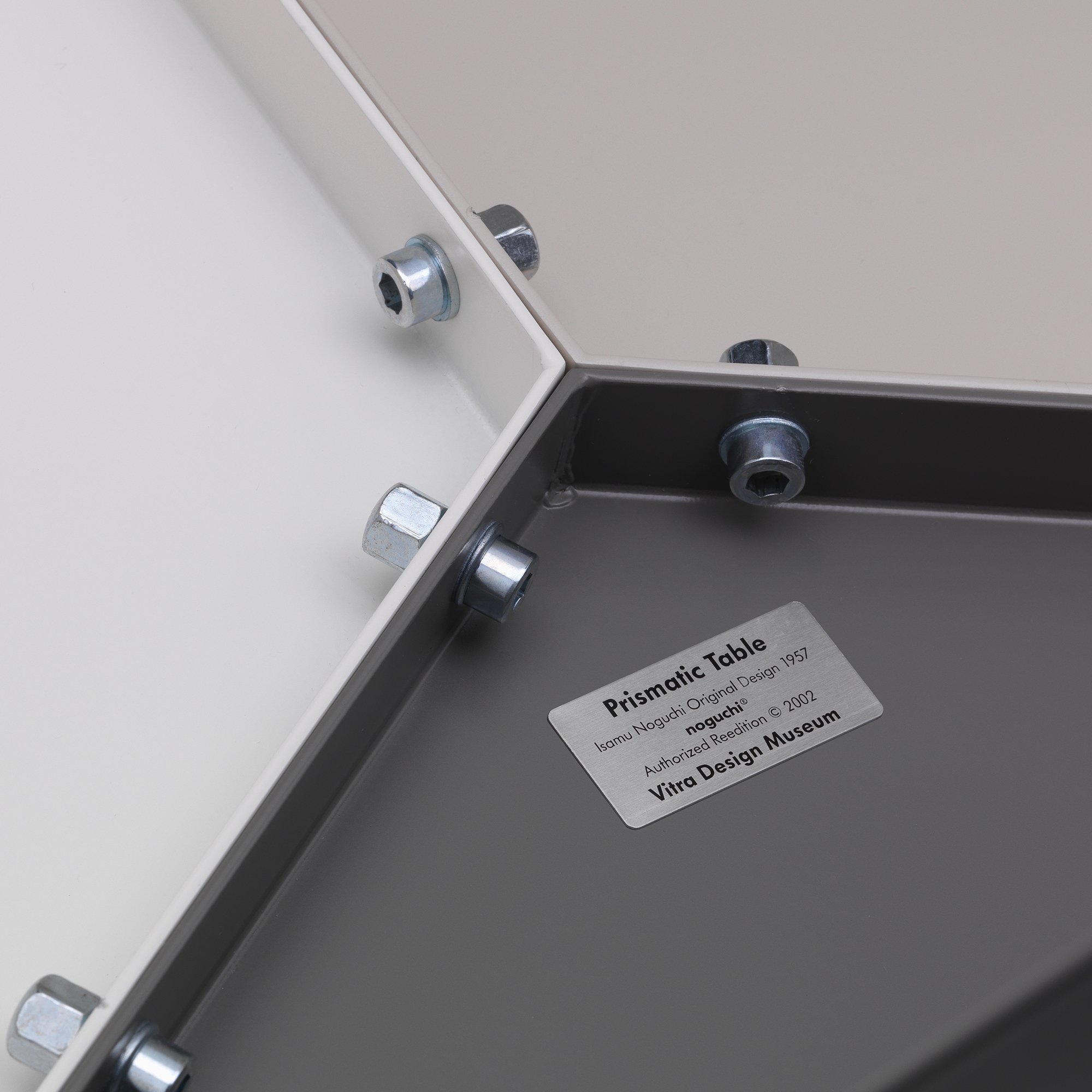 Prismatic Table | Vitra | by Isamu Noguchi, 1957 - Originals from smow