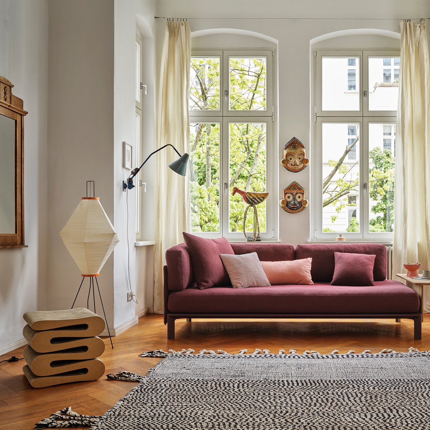 Akari 13A Floor Lamp | Vitra | by Isamu Noguchi, 1951 - Originals