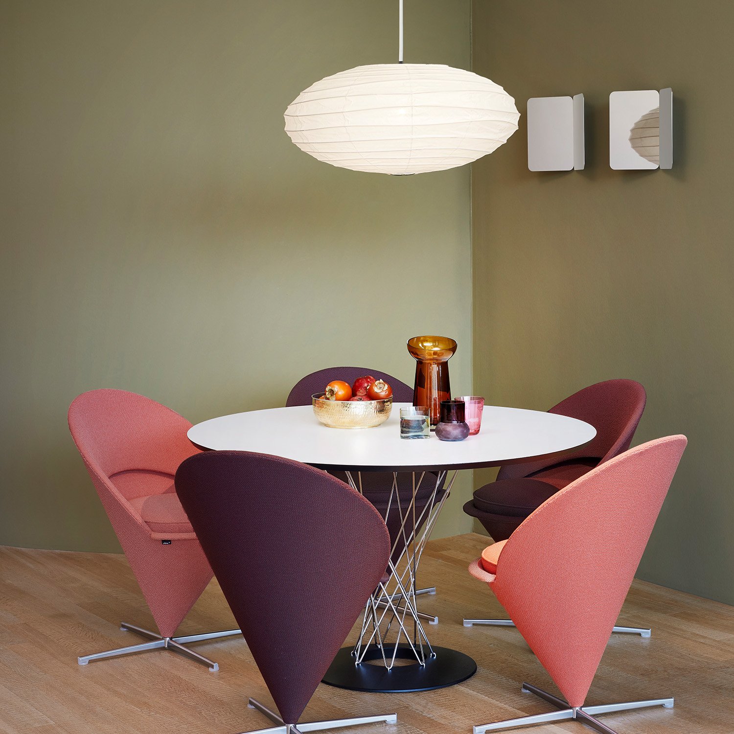 Akari 50EN / 70EN Pendant Lamp | Vitra | by Isamu Noguchi, 1951 