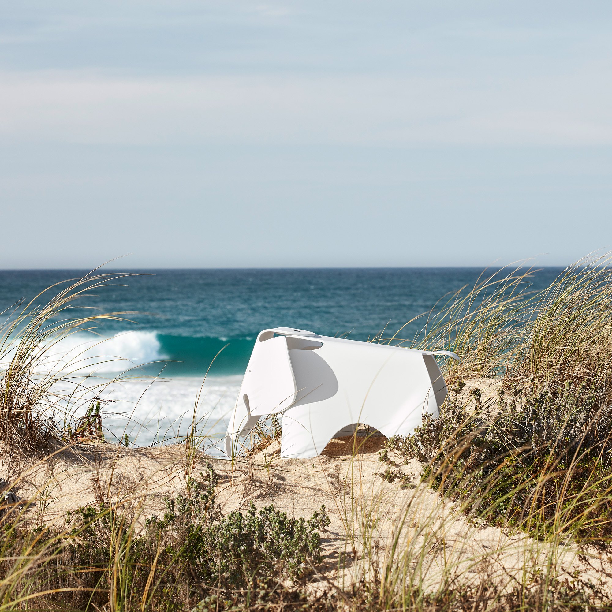 Eames Elephant, Sky blue RE | Vitra | by Charles & Ray Eames, 1945