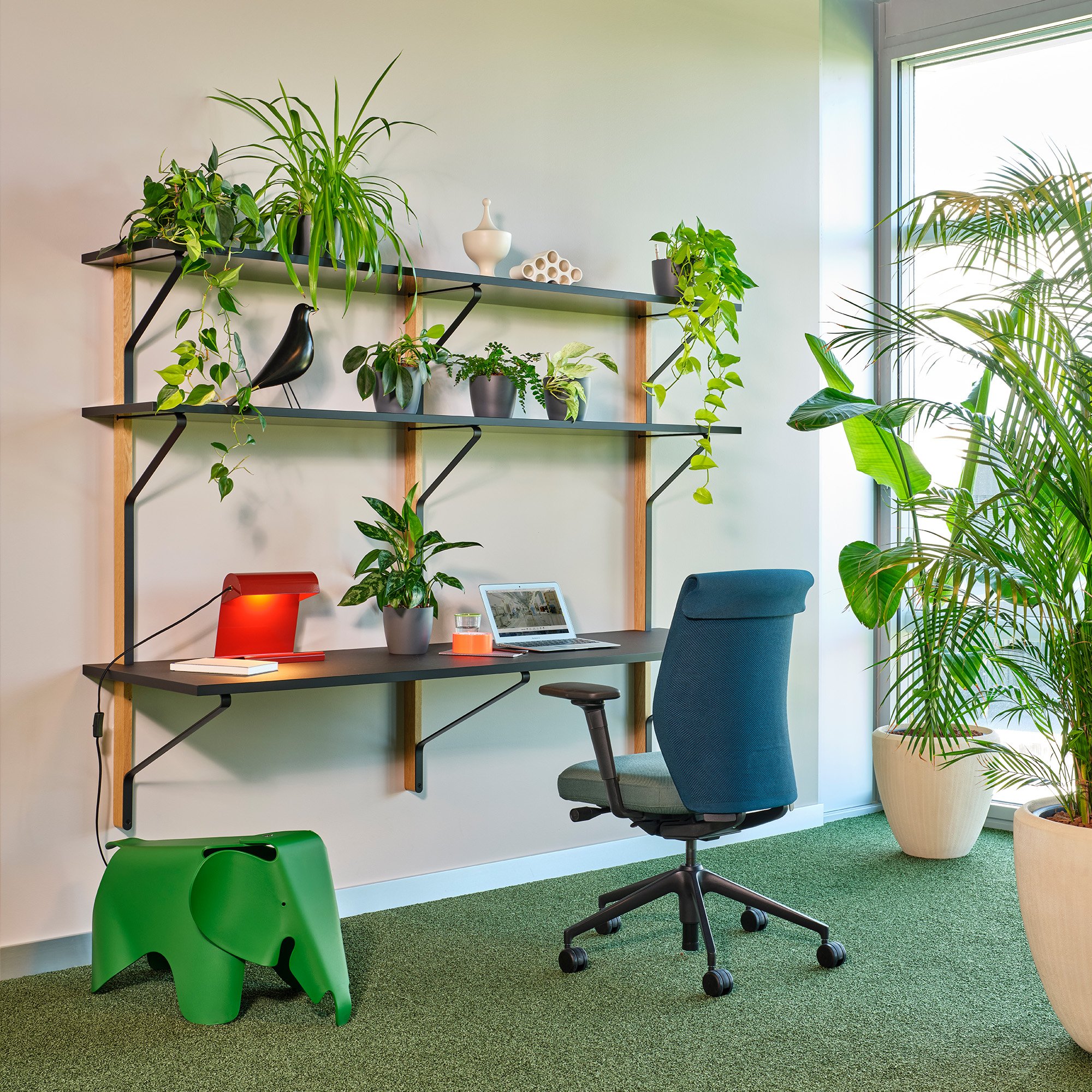 Eames Elephant, Emerald RE | Vitra | by Charles & Ray Eames, 1945