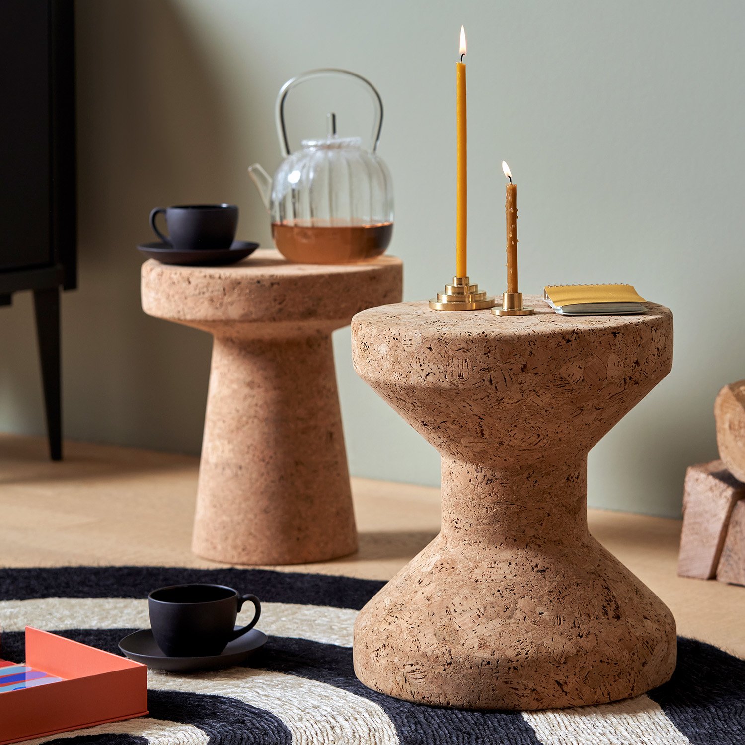 Cork Family Stool, Model D | Vitra | Vitra - Designer