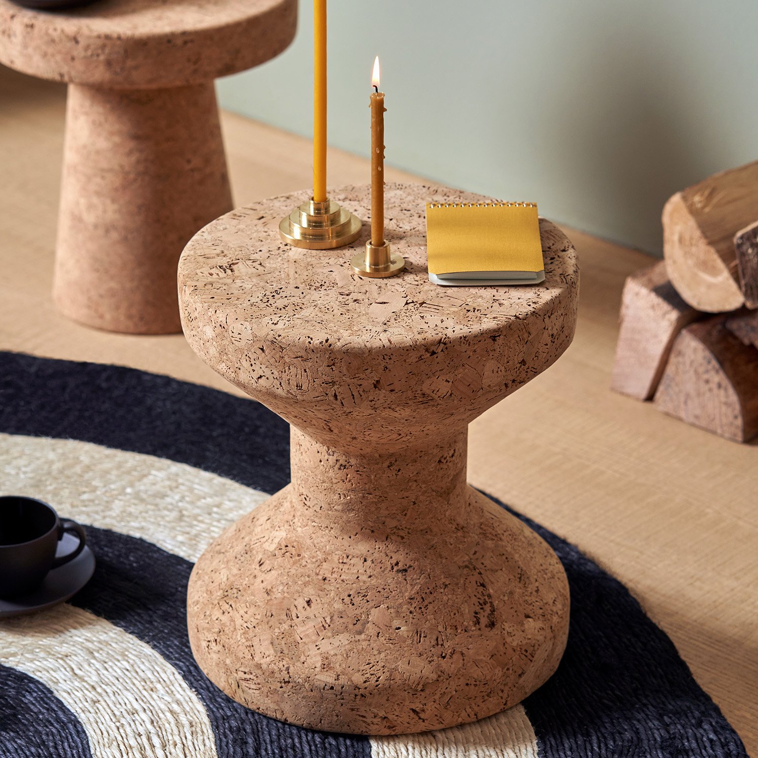 Cork Family Stool, Model A | Vitra | Vitra - Designer furniture