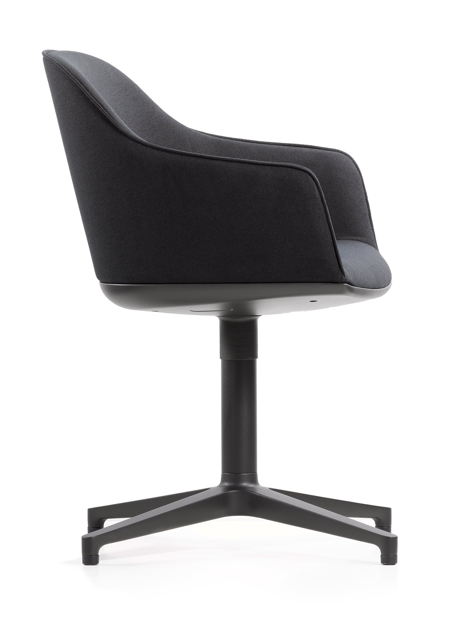 Softshell Chair with four star base | Vitra | Chairs