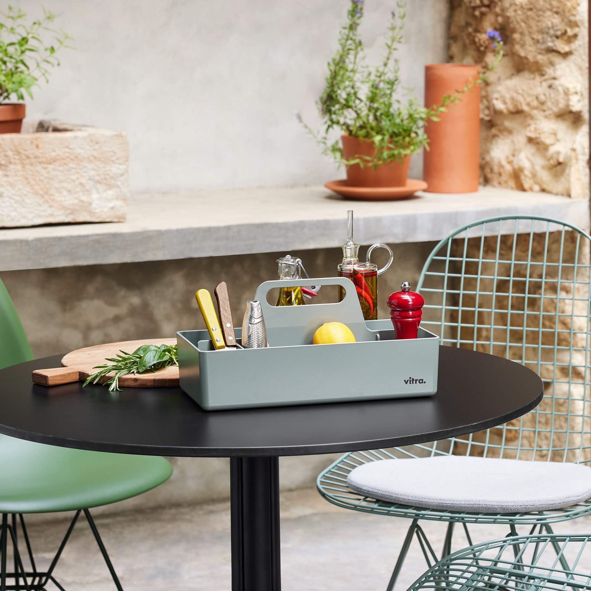 Toolbox RE, Moss grey RE | Vitra | Accessories - Designer