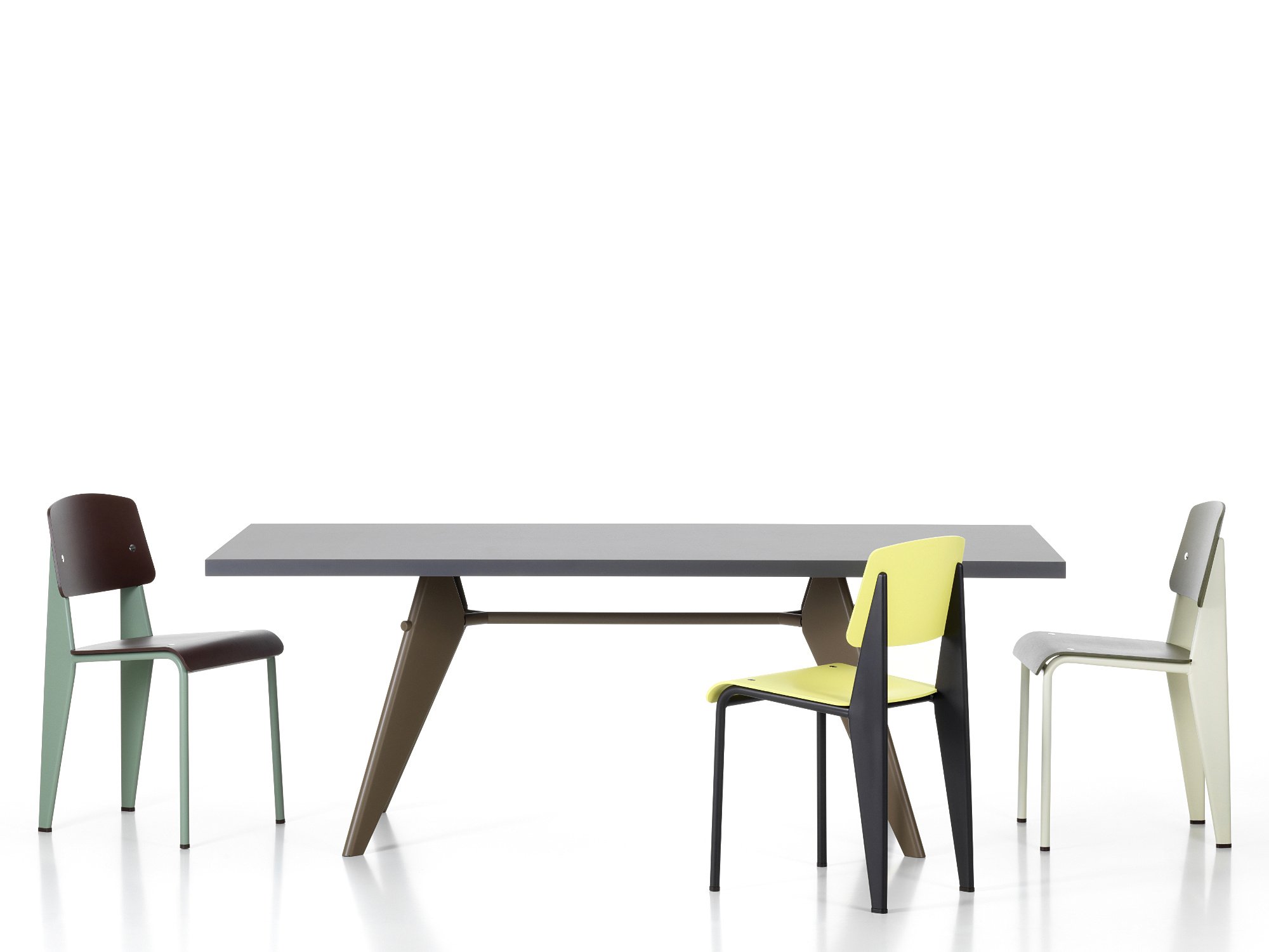 Standard SP, Deep black, Japanese red | Vitra | by Jean Prouvé