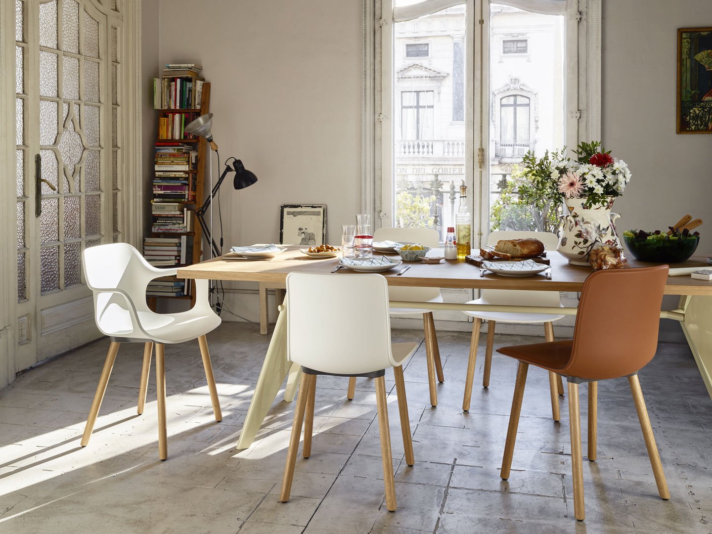 HAL Armchair Wood, Cotton white, Dark oak with protective varnish 