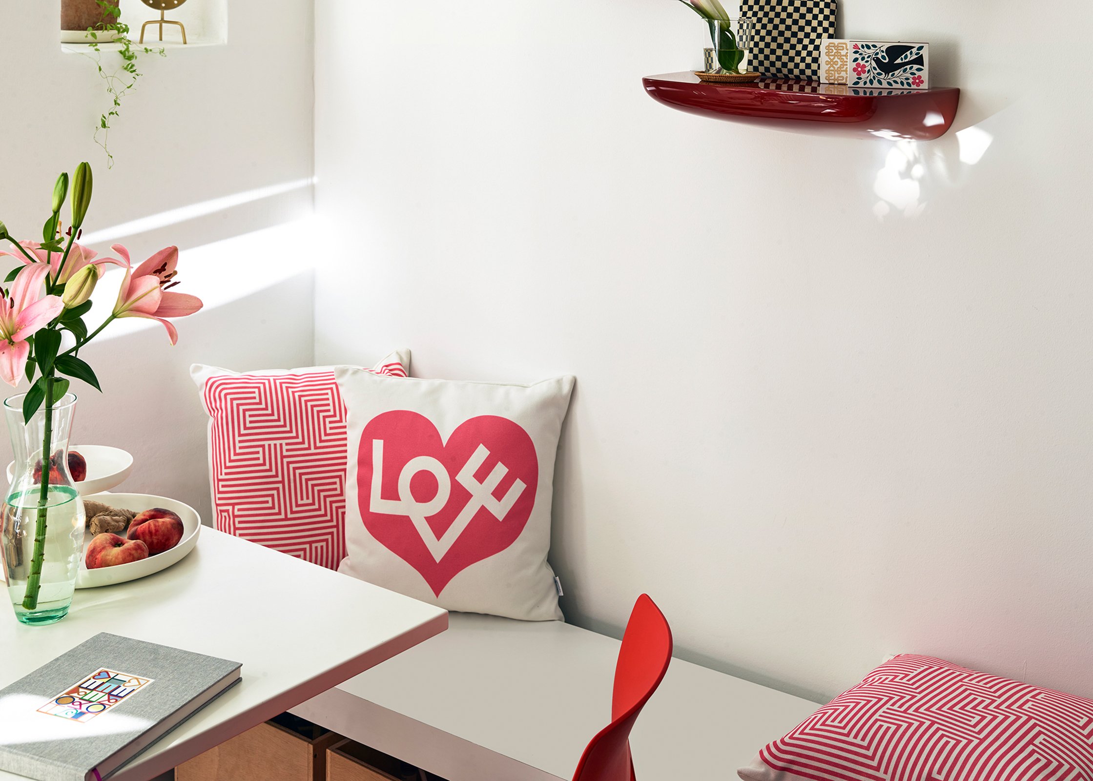 Graphic Print Pillows, Eyes | Vitra | by Alexander Girard, 1961