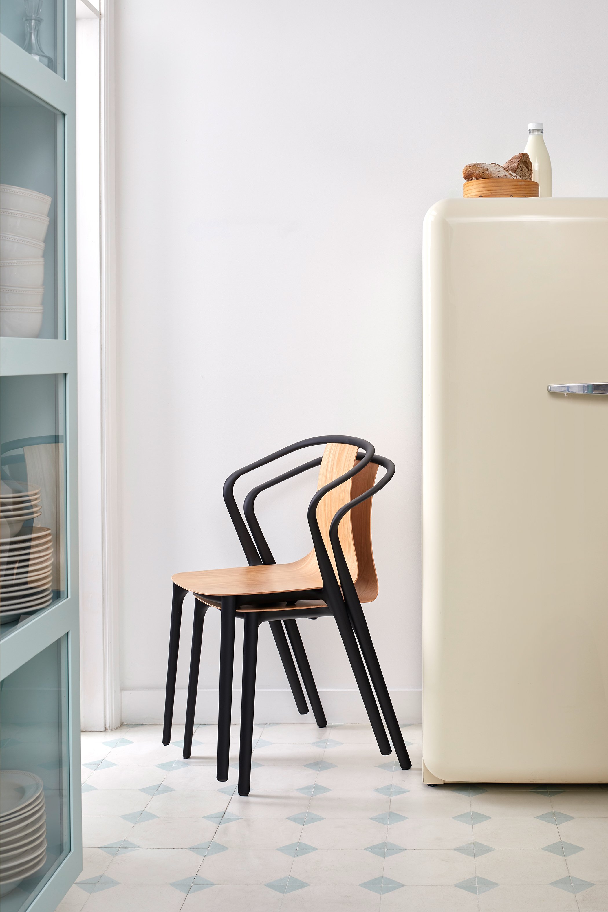 Belleville Armchair Wood | Vitra | Chairs - Designer furniture