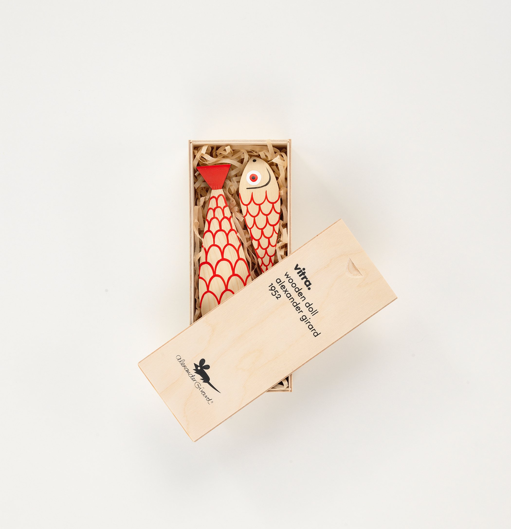 Wooden Dolls Mother Fish & Child | Vitra | by Alexander Girard