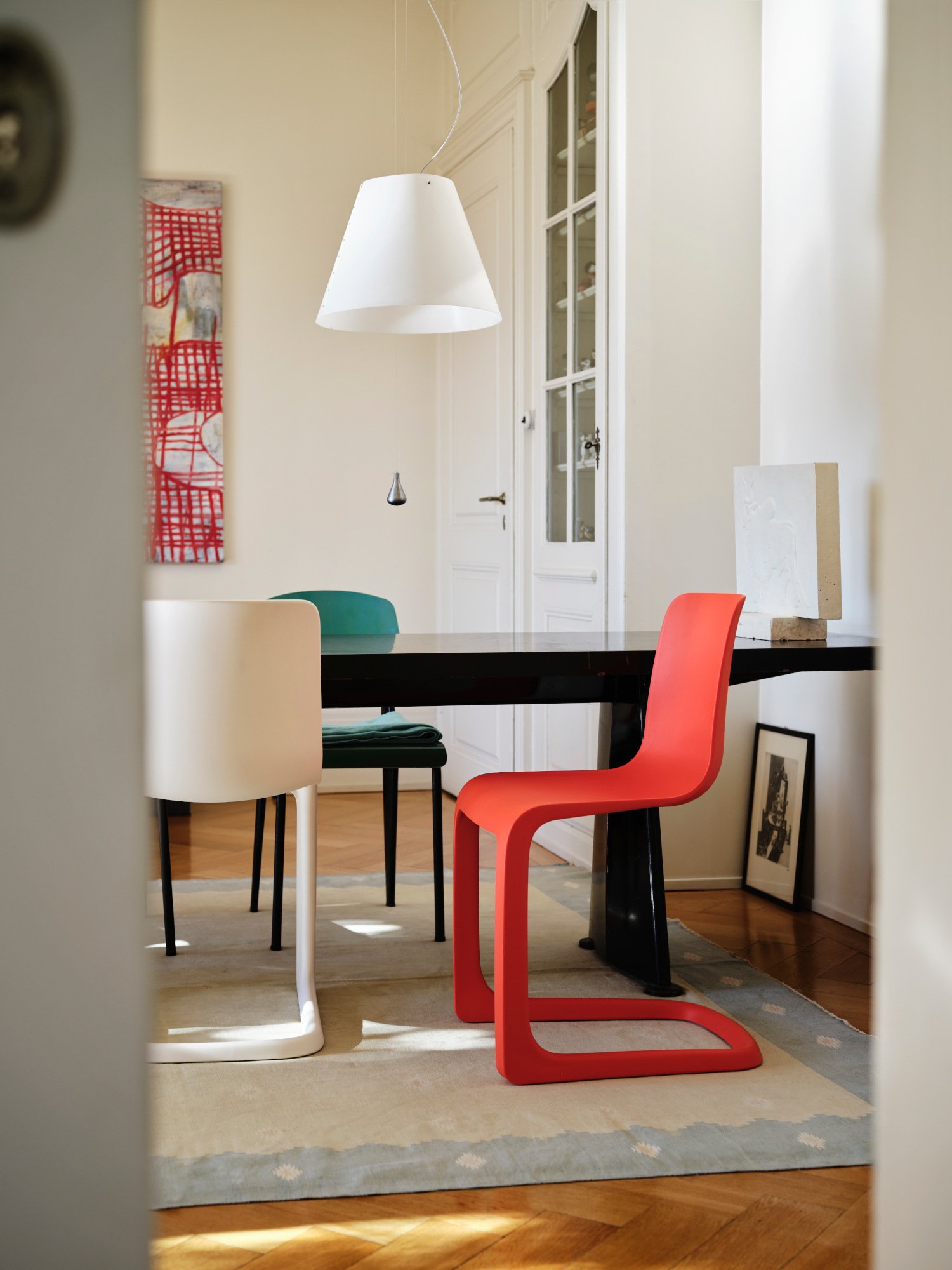Evo-C Chair, Poppy red | Vitra | Chairs - Designer furniture from smow