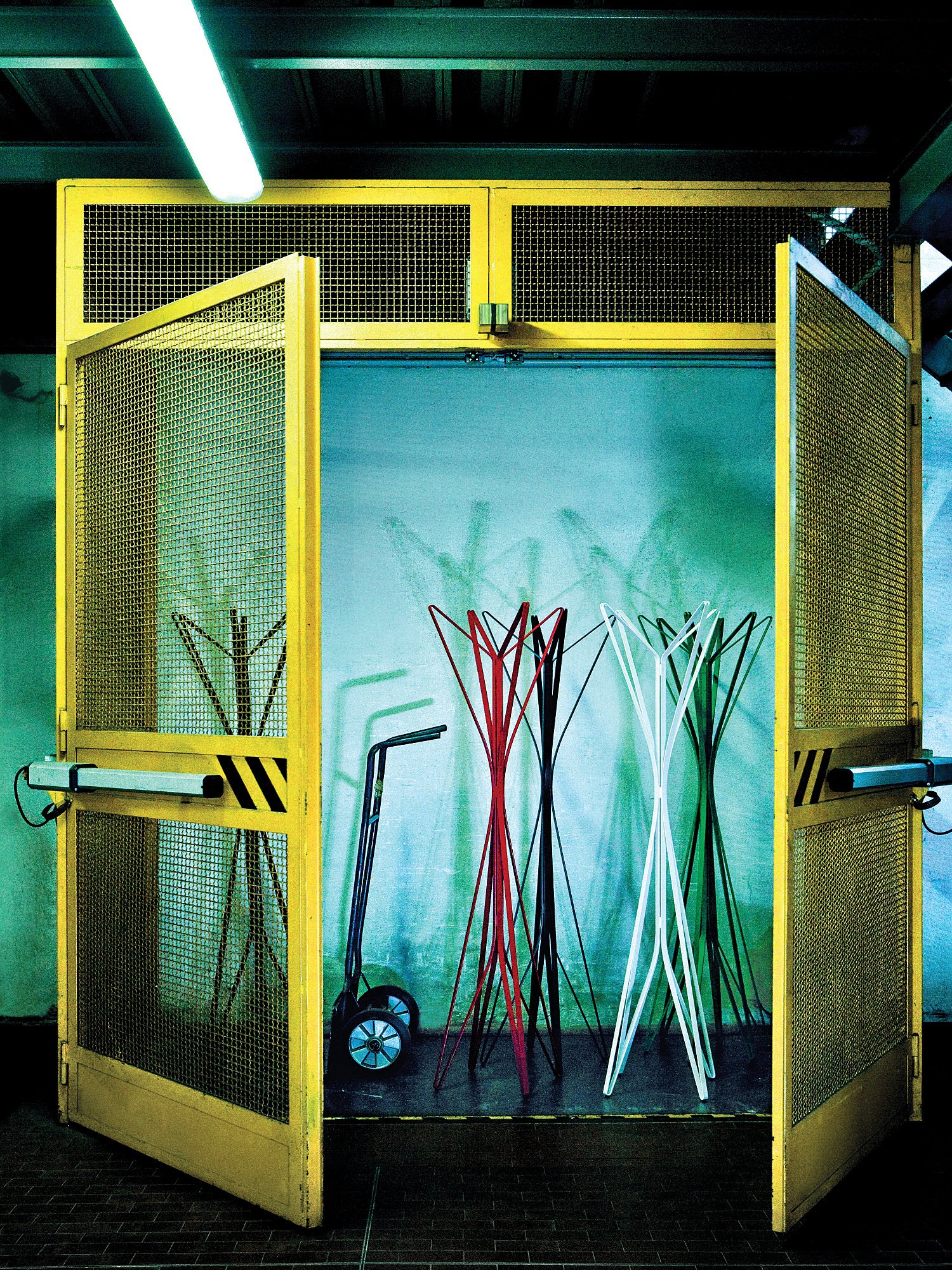 その他 Anonymous Postmodern Style Coat Rack Anonymous Postmodern Style Coat Rack-限定品在庫