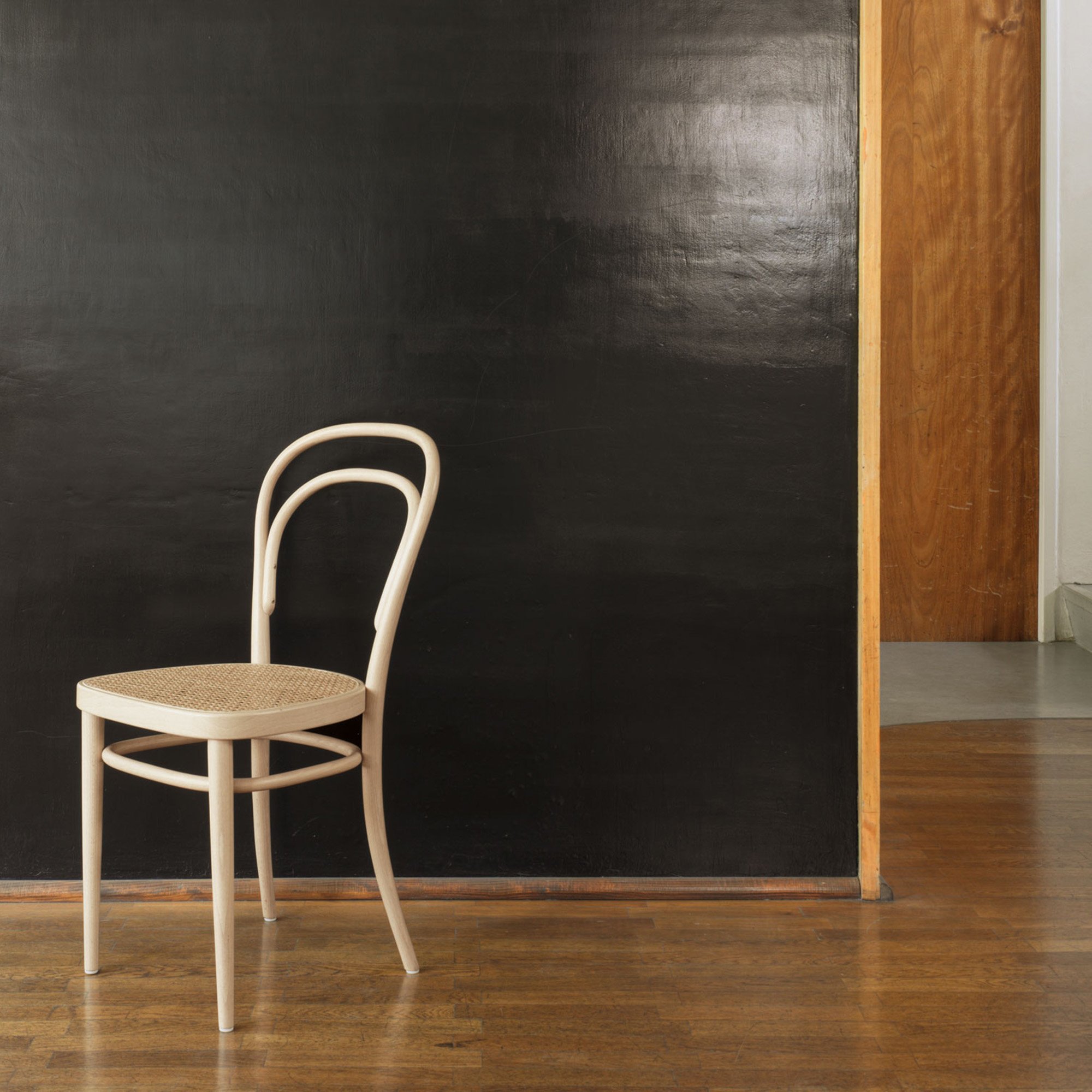 214 / 214 M Chair, Without armrests, Black stained beech, Moulded