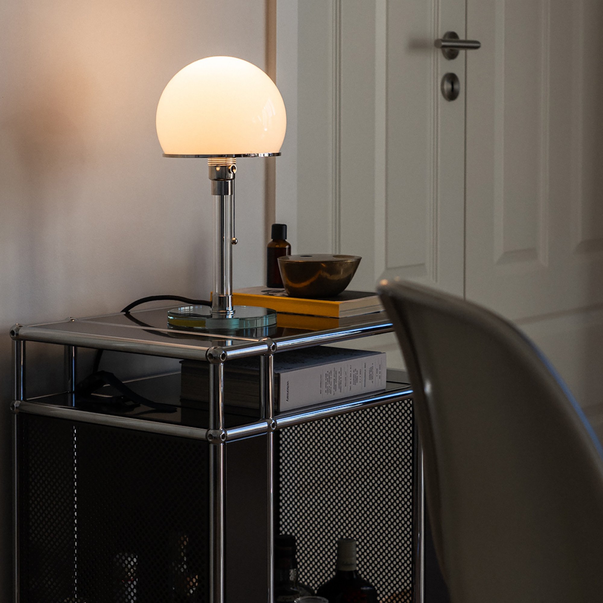 Wagenfeld WG 24 Table Lamp | Tecnolumen | Wilhelm Wagenfeld