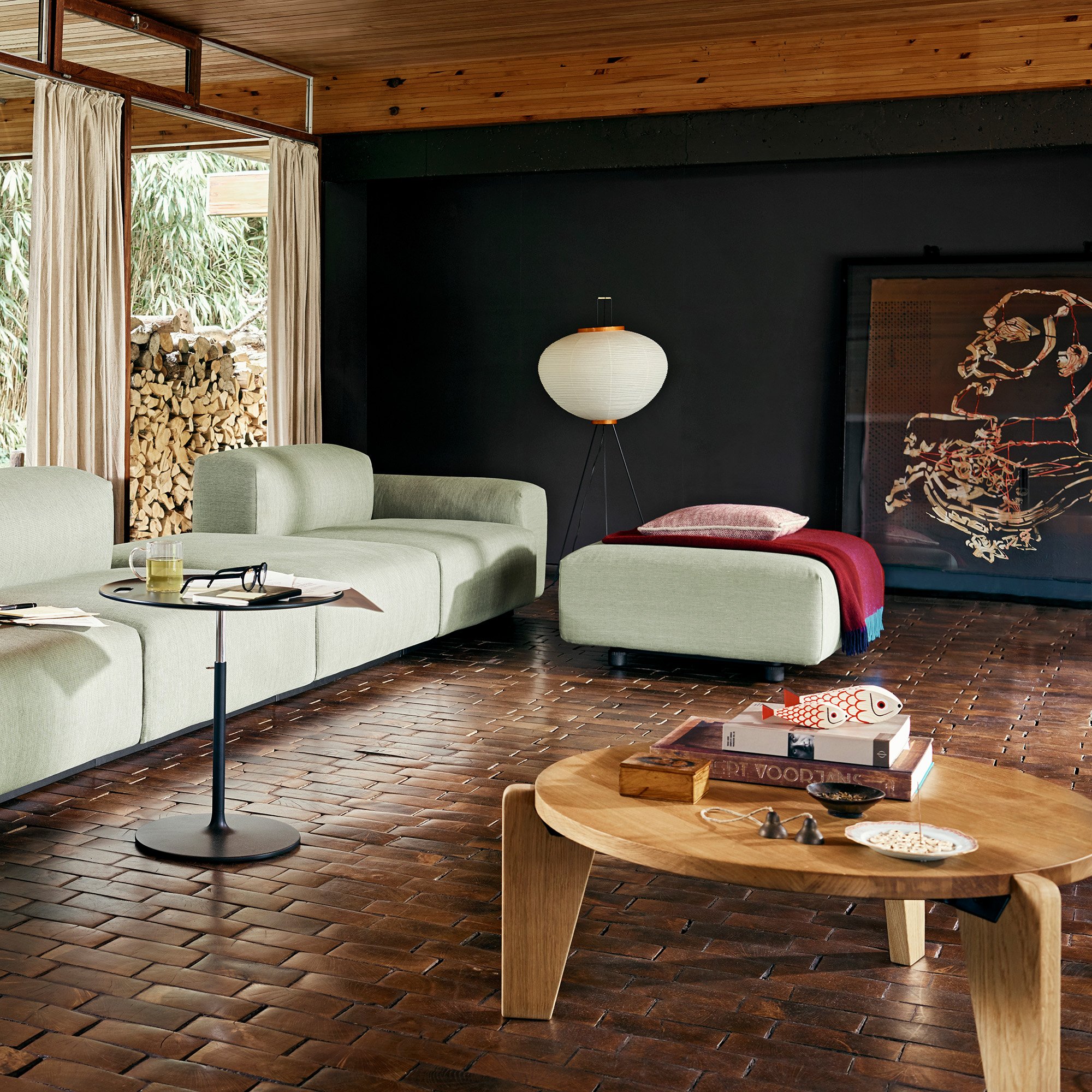 Wooden Dolls Mother Fish & Child | Vitra | by Alexander Girard