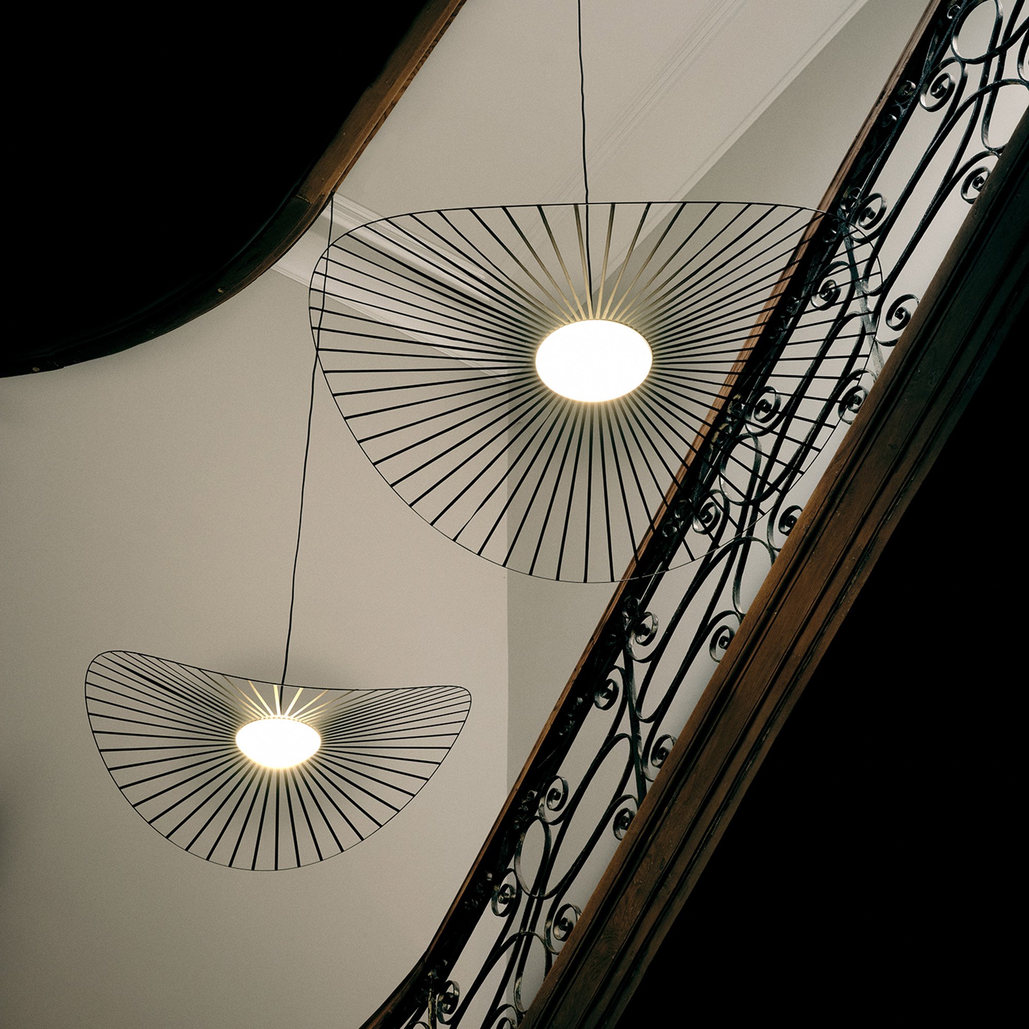 Vertigo Nova Pendant, Ø 140 cm, Black/white | Petite Friture
