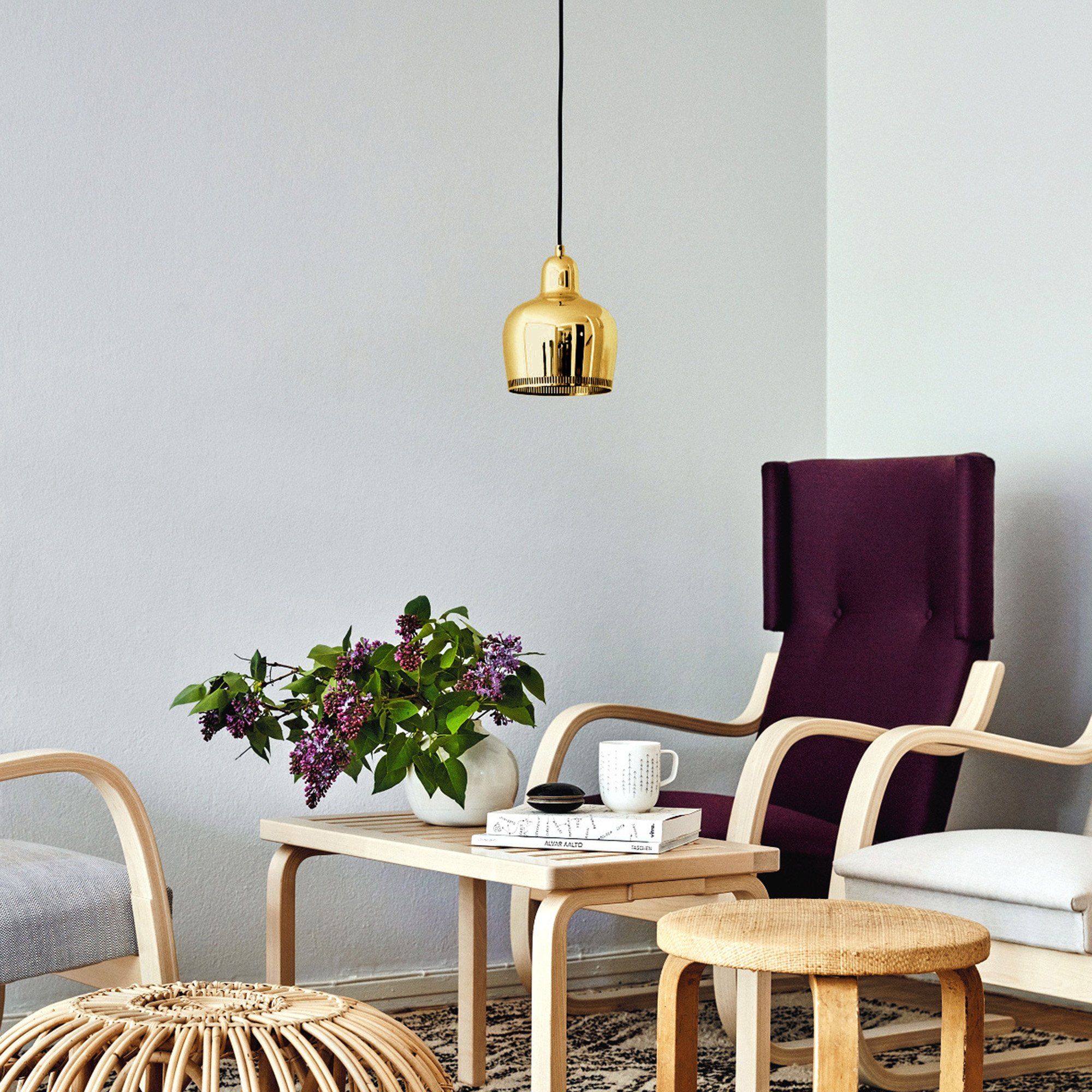【Maashu】artek A330S Golden Bell ホワイト Pendant Lamp A330S Golden Bell, Chrome/white | Artek | by Alvar