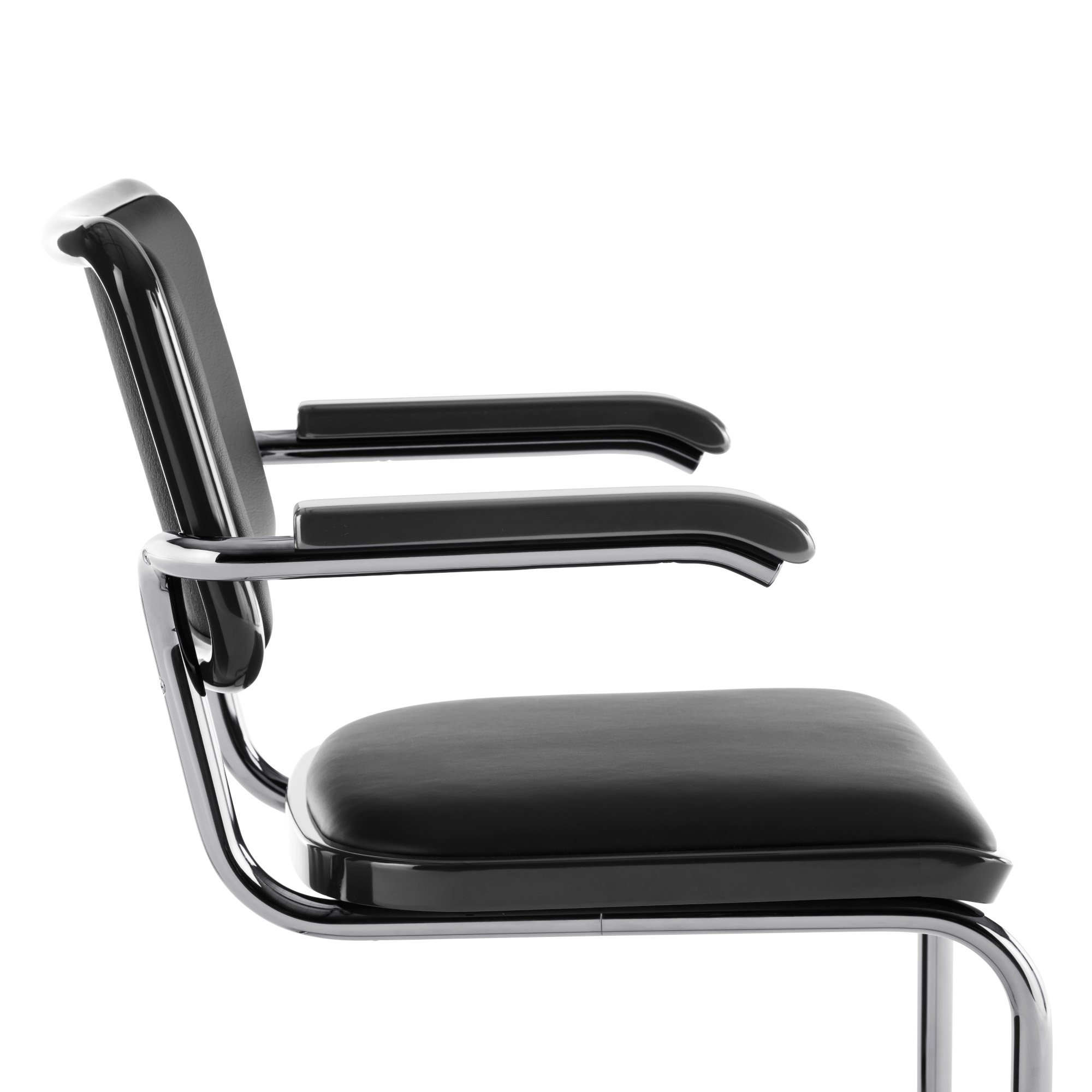 JS . Thonet - S 64 P/V Serious Cantilever Chair | Thonet