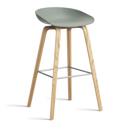 About A Stool AAS 32, Bar version: seat height 74 cm, Lacquered oak, Fall green 2.0