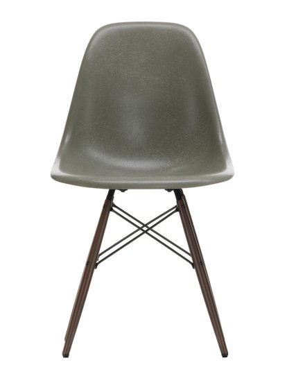Eames Fiberglass Chair DSW, Eames raw umber, Dark maple
