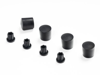 Glides for Fritz Hansen Chairs (Set of 4), Pads for carpet, black