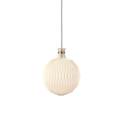 Details Le Klint Model 101 The Lantern Pendant Lamp Model 101 The Lantern Pendant Lamp, XXS: H 24 x Ø 17 cm, Plastic