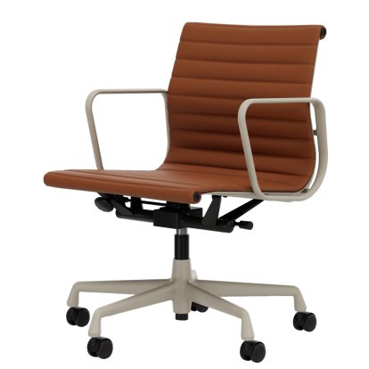 Aluminium Group EA 117, Aluminium powder coated chalk, Leather (Standard), Cognac