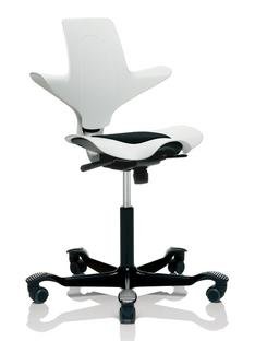 Capisco Puls 8010, White, Xtreme black, Black