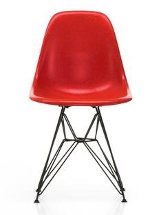 Eames Fiberglass Chair DSR, Eames classic red, Powder-coated basic dark smooth