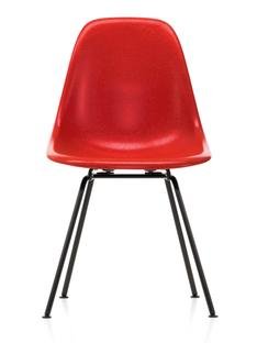 Eames Fiberglass Chair DSX, Eames classic red, Powder-coated basic dark smooth