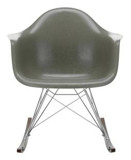 Eames Fiberglass Armchair RAR, Eames raw umber, Chrome-plated, Dark maple