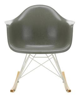 Eames Fiberglass Armchair RAR, Eames raw umber, White, Yellowish maple